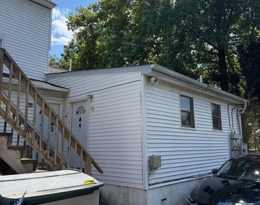 1106 Bristol Pike - Photo Thumbnail 2