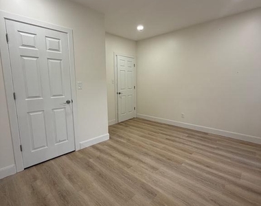 1722 Perkiomen Avenue - Photo Thumbnail 6