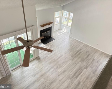 128 Andover Place - Photo Thumbnail 19