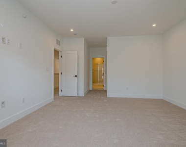 12203 Rossini Drive - Photo Thumbnail 23