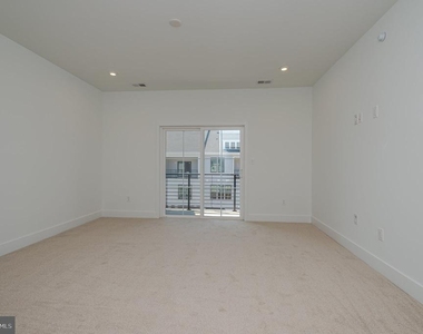 12203 Rossini Drive - Photo Thumbnail 20
