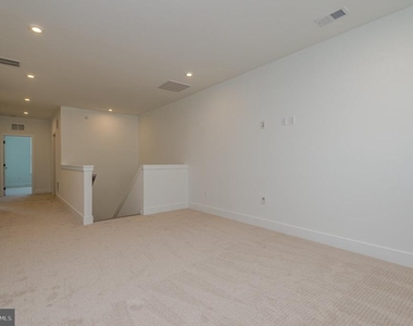 12203 Rossini Drive - Photo Thumbnail 10