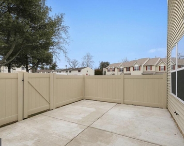 1804 Mason Run - Photo Thumbnail 21