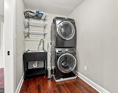 331 Ardmore Avenue - Photo Thumbnail 56