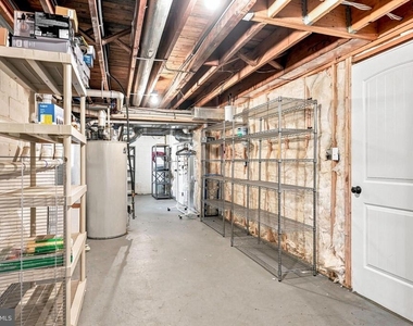331 Ardmore Avenue - Photo Thumbnail 70