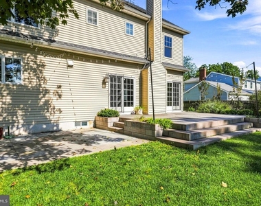 331 Ardmore Avenue - Photo Thumbnail 76