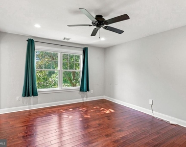 331 Ardmore Avenue - Photo Thumbnail 36