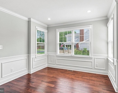 331 Ardmore Avenue - Photo Thumbnail 18