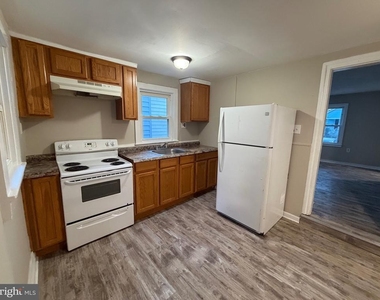 1013 Church Street - Photo Thumbnail 4