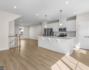 65 Rosemary Way - Photo Thumbnail 13