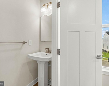 65 Rosemary Way - Photo Thumbnail 20