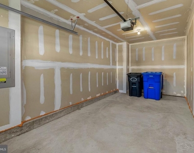 65 Rosemary Way - Photo Thumbnail 6