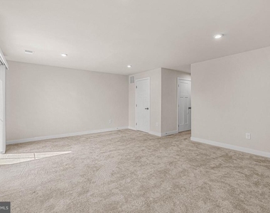 65 Rosemary Way - Photo Thumbnail 8