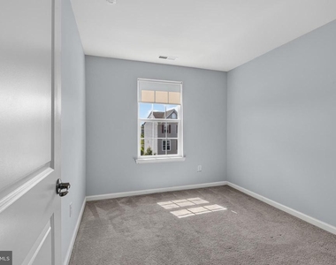 108 Nathan Dr - Photo Thumbnail 15