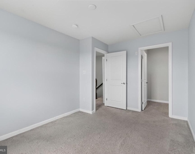 108 Nathan Dr - Photo Thumbnail 17