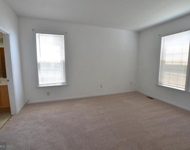14103 Shelby Circle - Photo Thumbnail 11