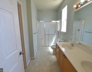 14103 Shelby Circle - Photo Thumbnail 16