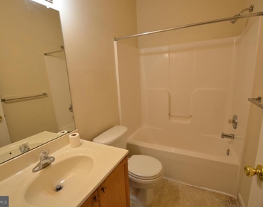 14103 Shelby Circle - Photo Thumbnail 3