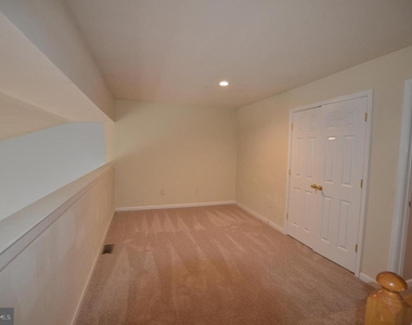 14103 Shelby Circle - Photo Thumbnail 19