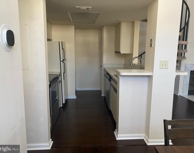 14119 Bowsprit Lane - Photo Thumbnail 7