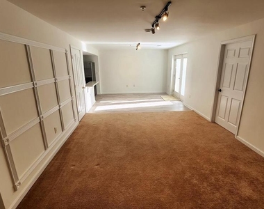 12327 Eugenes Prospect Drive - Photo Thumbnail 10
