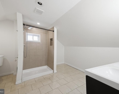 4700 Addison Drive - Photo Thumbnail 4
