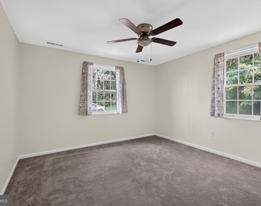 4700 Addison Drive - Photo Thumbnail 7