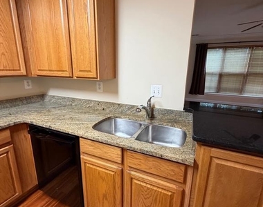 908 Orchard Ridge Drive - Photo Thumbnail 15