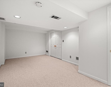 6207 Kirby Road - Photo Thumbnail 26