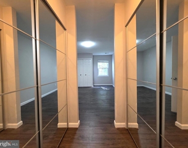 10414 Parthenon Court - Photo Thumbnail 30
