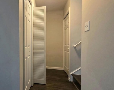 10414 Parthenon Court - Photo Thumbnail 36