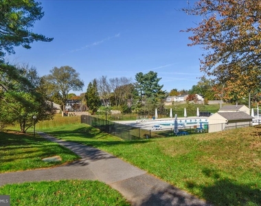 9793 Hellingly Place - Photo Thumbnail 22