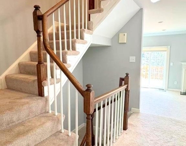 11045 Candlelight Lane - Photo Thumbnail 2