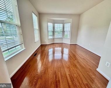 22342 Heron Neck Terrace - Photo Thumbnail 8