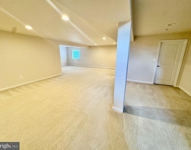 22342 Heron Neck Terrace - Photo Thumbnail 45