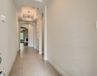 400 Entrada Way - Photo Thumbnail 1
