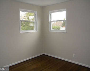 5022 Druid Drive - Photo Thumbnail 6