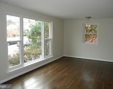 5022 Druid Drive - Photo Thumbnail 1