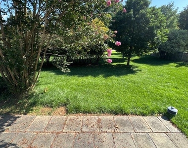 9205 Tunemaker Terrace - Photo Thumbnail 28