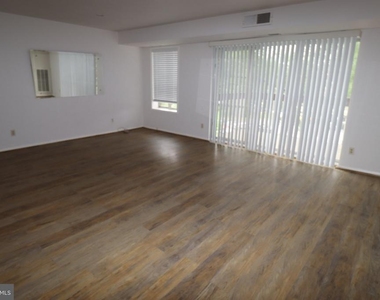 10850 Green Mountain Circle - Photo Thumbnail 2