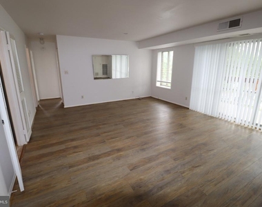 10850 Green Mountain Circle - Photo Thumbnail 5