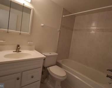 10850 Green Mountain Circle - Photo Thumbnail 12
