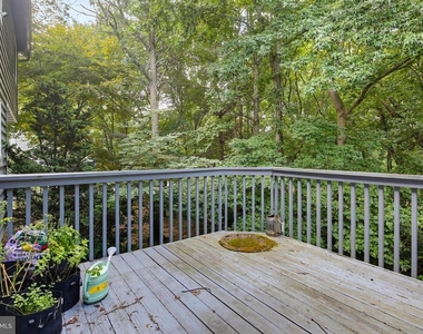 6103 Triangle Drive - Photo Thumbnail 43