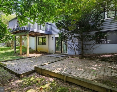 6103 Triangle Drive - Photo Thumbnail 47
