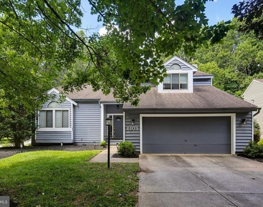 6103 Triangle Drive - Photo Thumbnail 2
