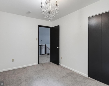 6103 Triangle Drive - Photo Thumbnail 27