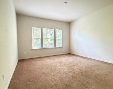 210 Trails Way - Photo Thumbnail 33