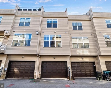 1445 Trafalgar Lane - Photo Thumbnail 21