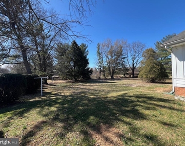 7419 Hayward Road - Photo Thumbnail 3