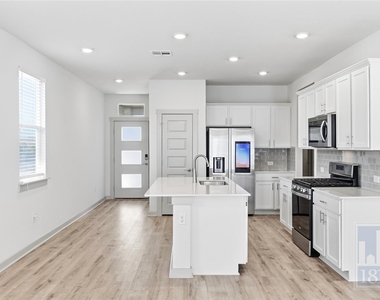 8129 Linnie Ln - Photo Thumbnail 19